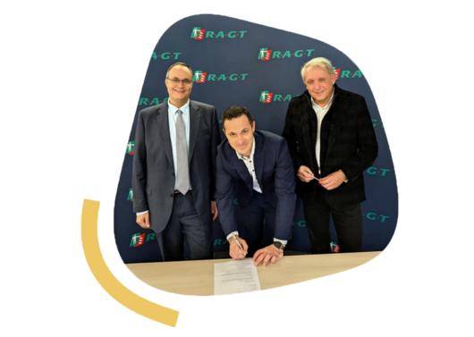 From left to right: Laurent Guerreiro, Damien Robert, Eric Verjux